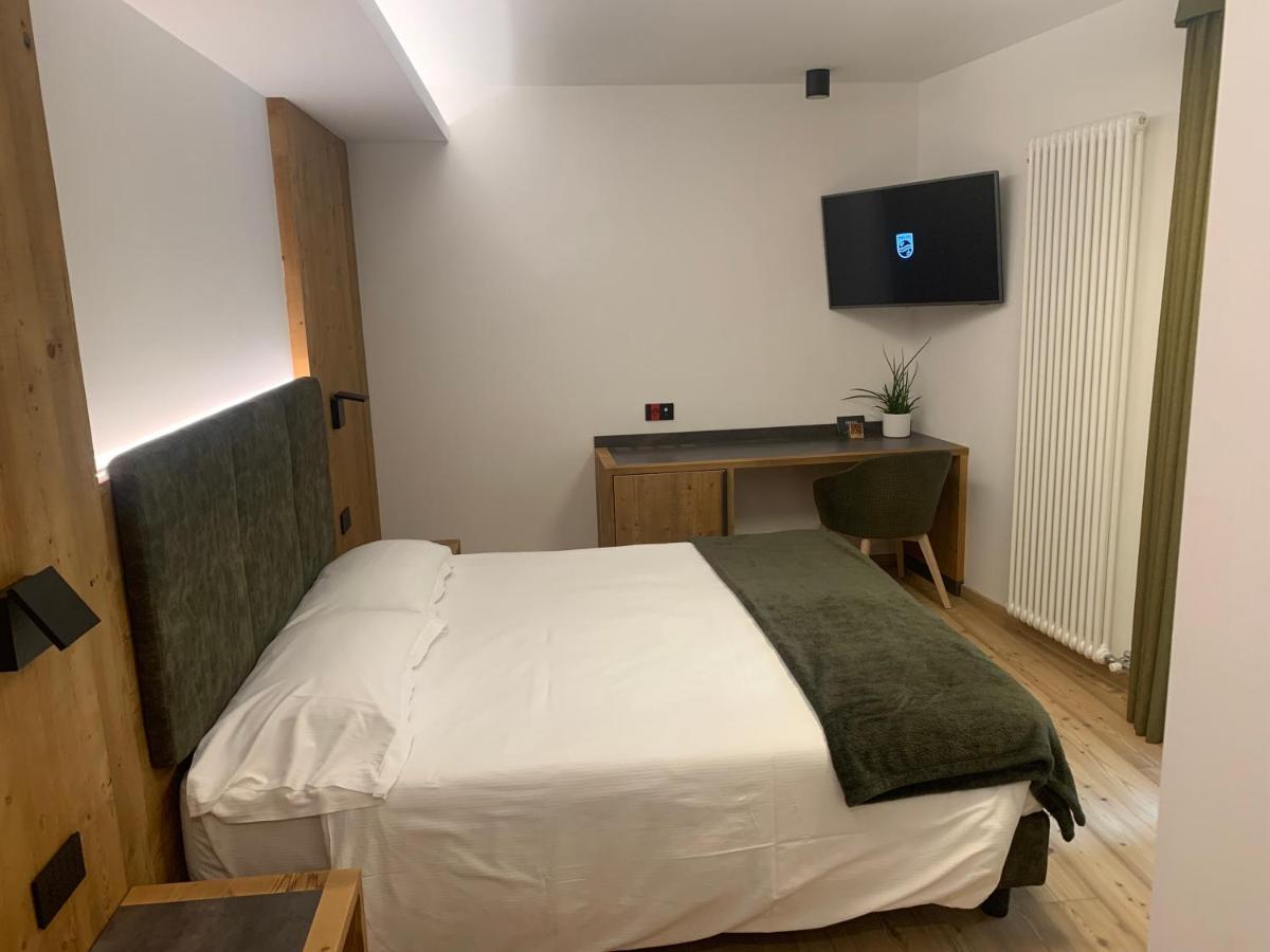 Ai Spiazzi Hotel Mezzocorona Eksteriør billede