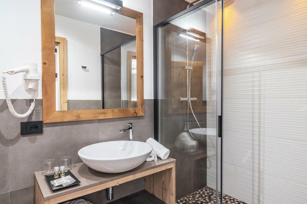 Ai Spiazzi Hotel Mezzocorona Eksteriør billede