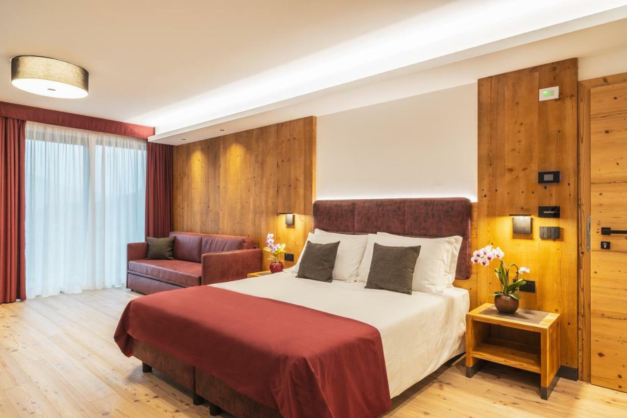 Ai Spiazzi Hotel Mezzocorona Eksteriør billede
