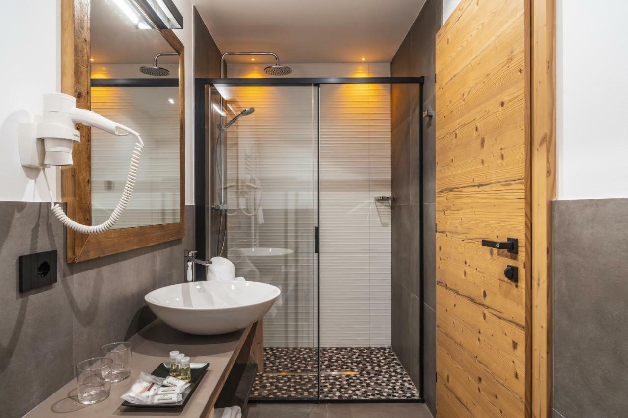 Ai Spiazzi Hotel Mezzocorona Eksteriør billede